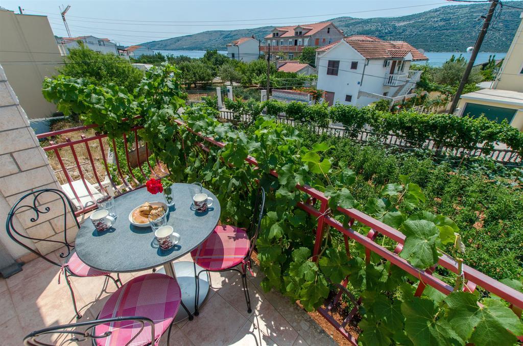 Apartments Mala Dalmacija Poljica  Bagian luar foto